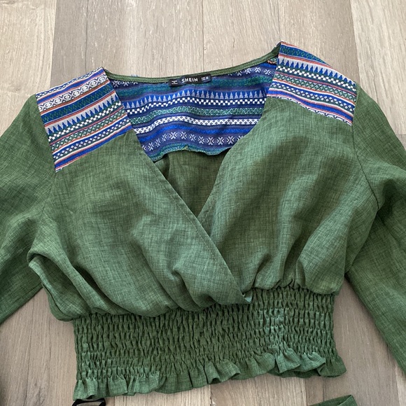 Two piece set - Picture 4 of 6